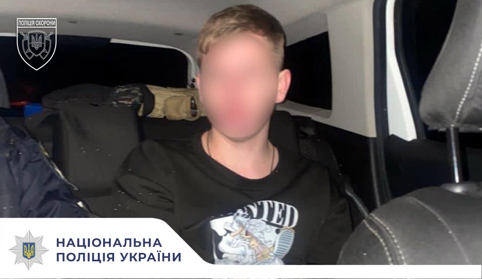 Виклик тривожної кнопки в Чернігові завершився нападом на правоохоронця